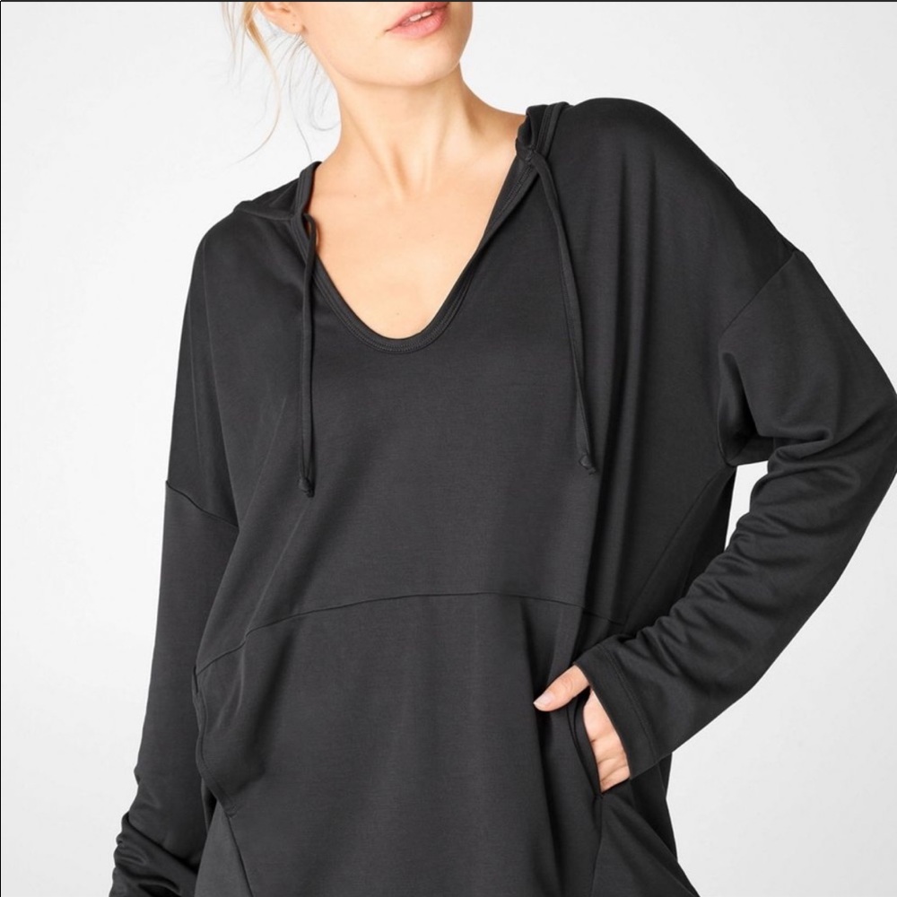 NWT-Fabletics Athena Hooded Pullover II Castle Rock L